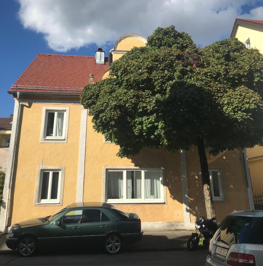 Privatzimmer Augsburg Rechts Der Wertach Apartamento Exterior foto